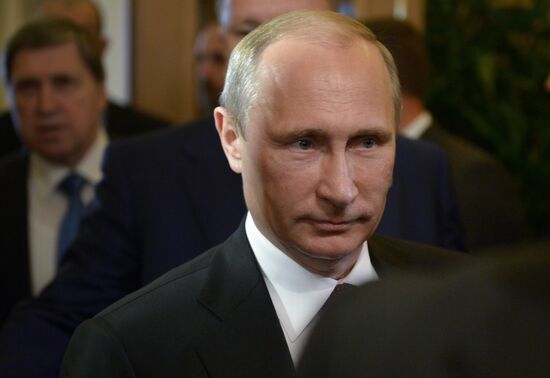 Vladimir Putin attends Asia-Europe Meeting (ASEM)