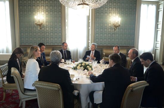 Vladimir Putin attends Asia-Europe Meeting (ASEM)