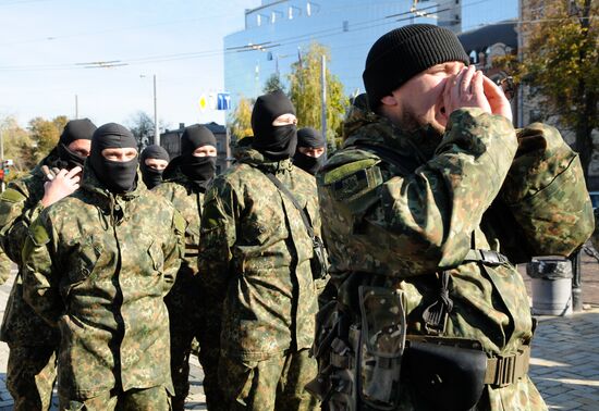 Azov battalion students dispatched to southeastern Ukraine