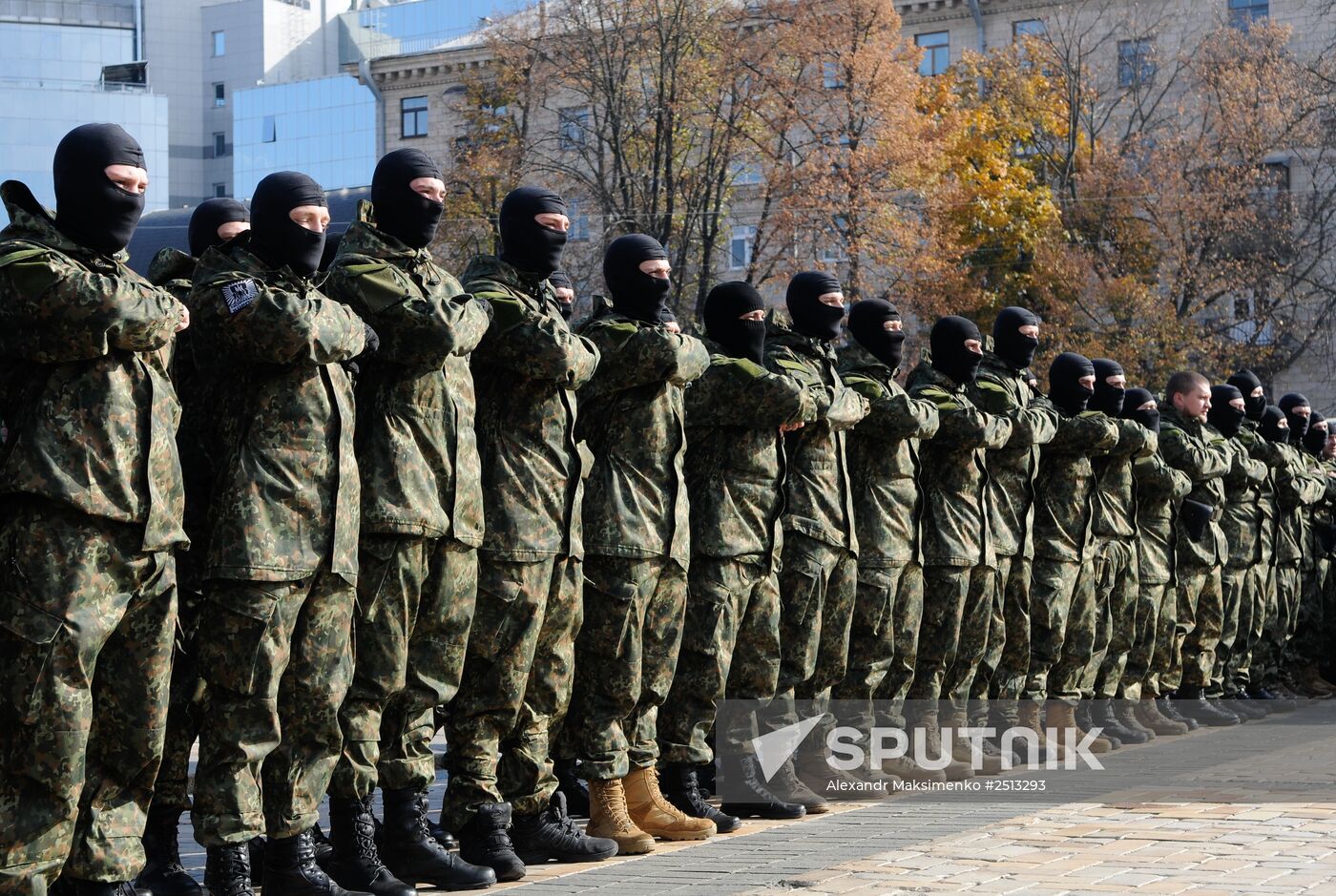 Azov battalion students dispatched to southeastern Ukraine