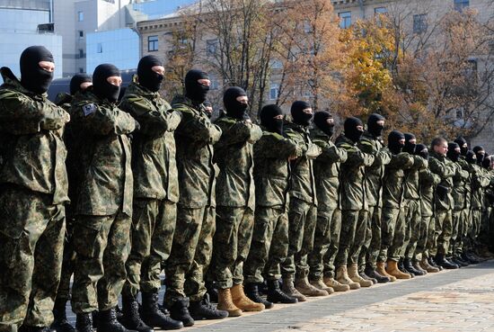 Azov battalion students dispatched to southeastern Ukraine