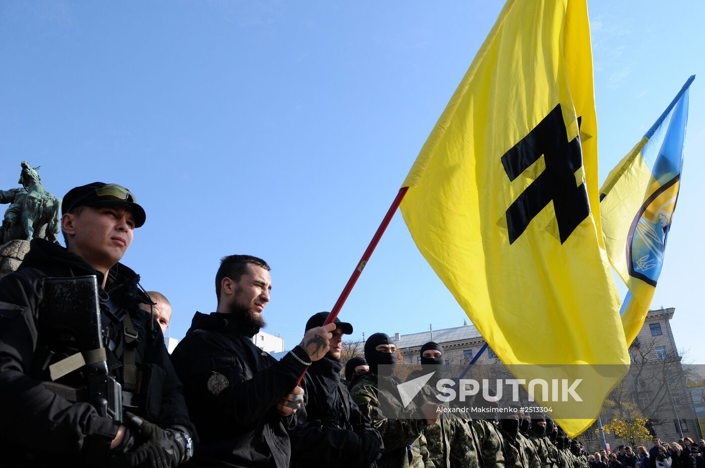 Azov battalion students dispatched to southeastern Ukraine