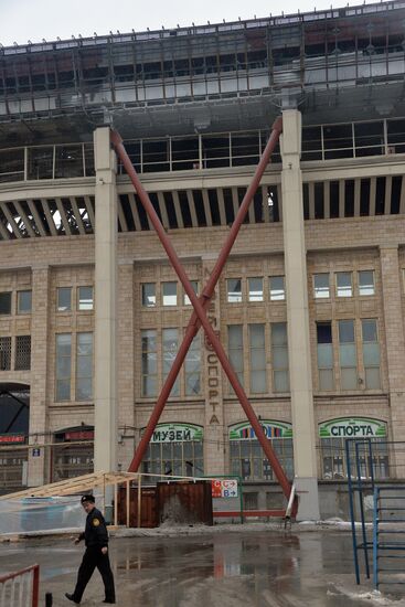 FIFA and Russia 2018 Organizing Committee experts inspect Luzhniki Stadium