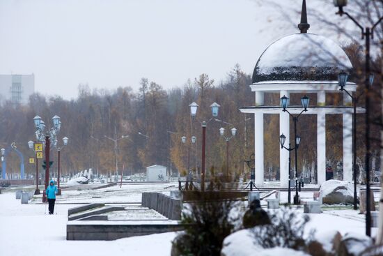 First snowfall in Petrozavodsk