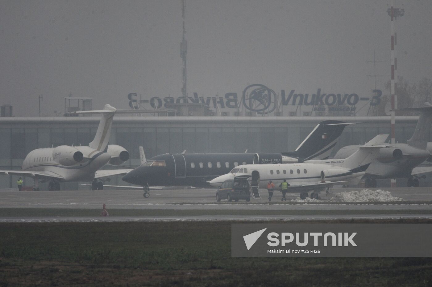 Plane crashes at Vnukovo airport