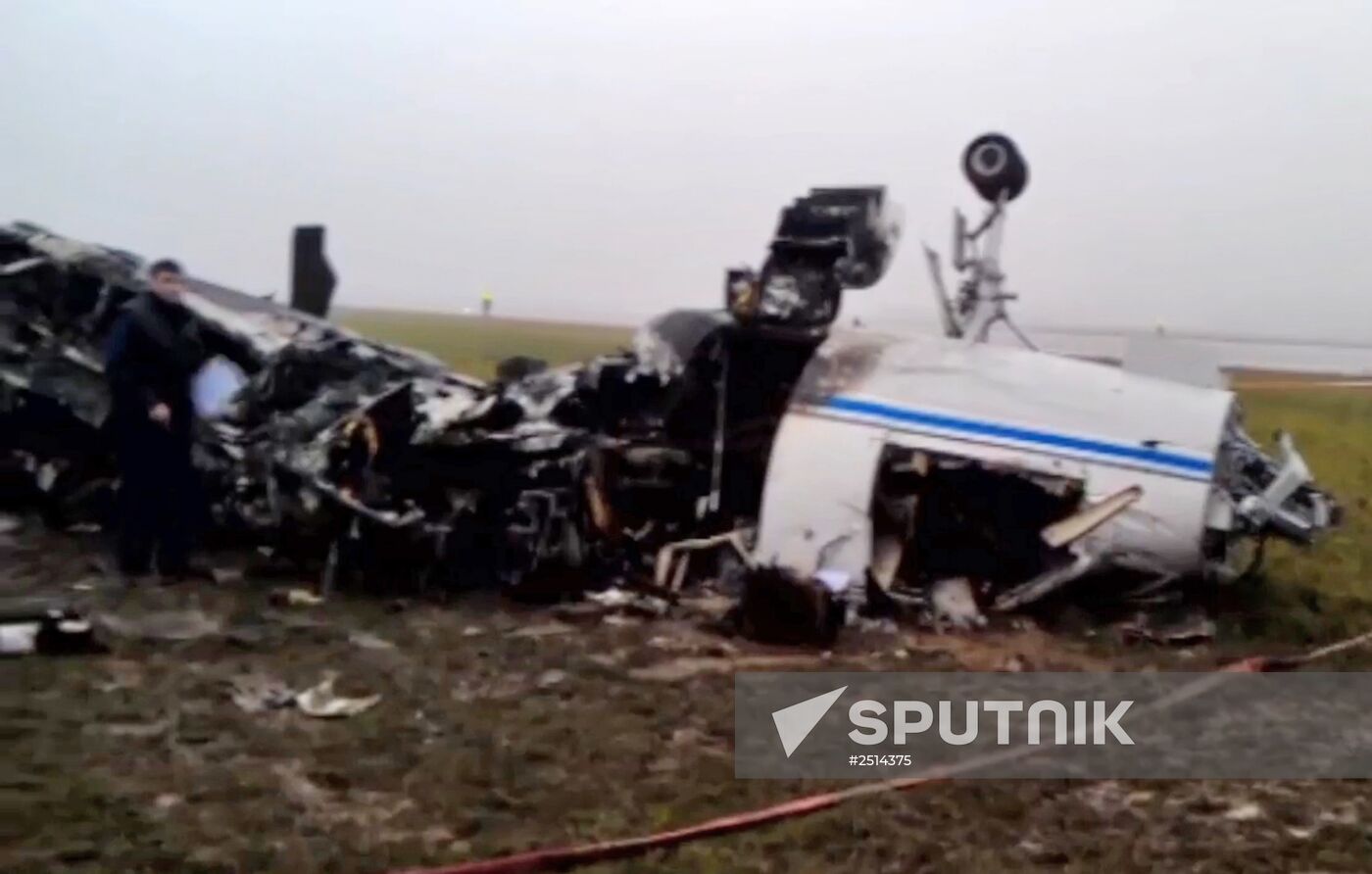 Plane crashes at Vnukovo airport