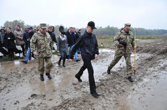 Ukrainian Prime Minister Arseniy Yatsenyuk visits Lviv Region