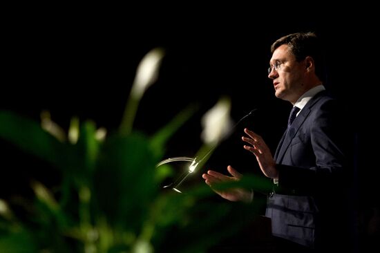 Russian Oil and Gas Industry Week. Day One