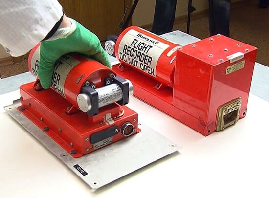 Flight recorders from crashed Falcon plane