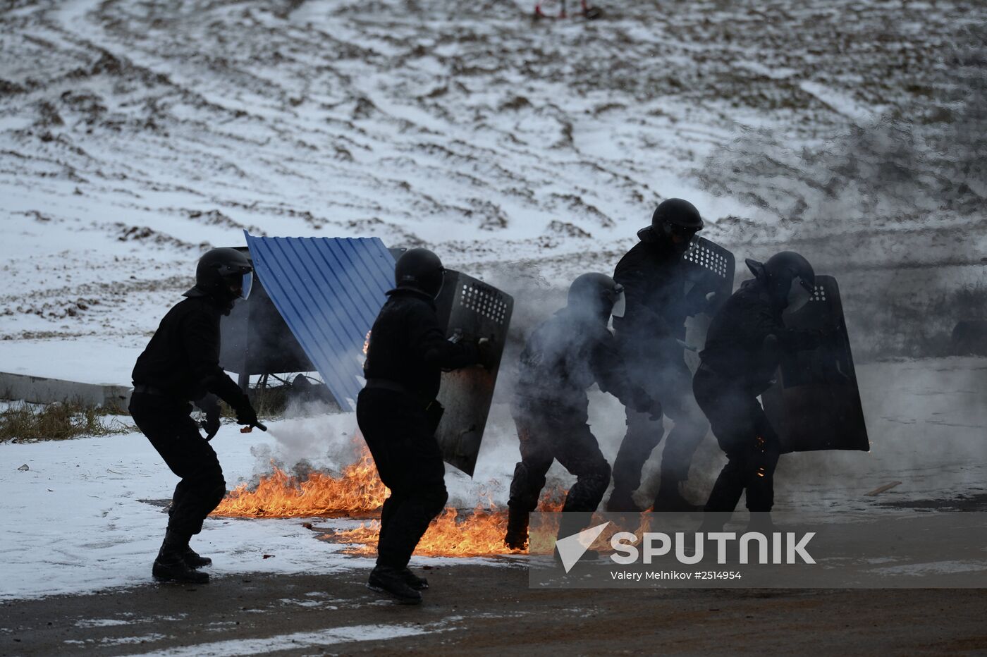Equipment demonstration at Interpolitex-2014 security exhibition