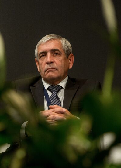 Russian Oil and Gas Industry Week. Day One