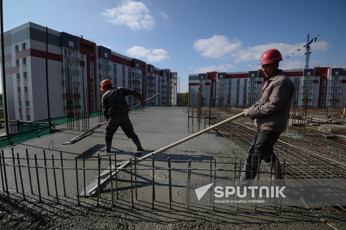 Residential housing construction in Novosibirsk