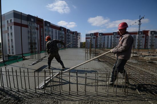 Residential housing construction in Novosibirsk