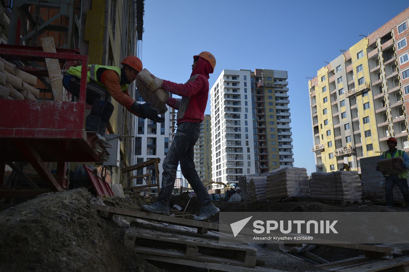 Residential housing construction in Novosibirsk
