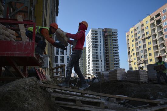 Residential housing construction in Novosibirsk