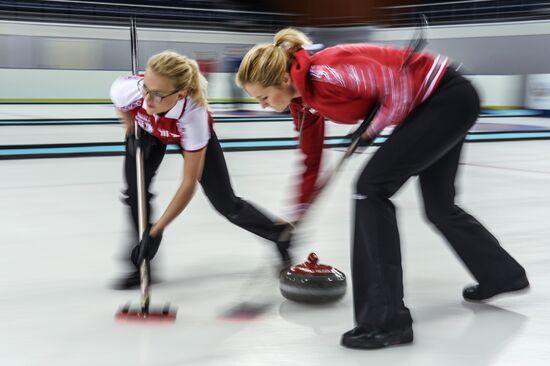 Curling. Russian Super Cup. Day two