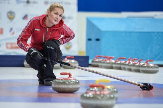 Curling. Russian Super Cup. Day two