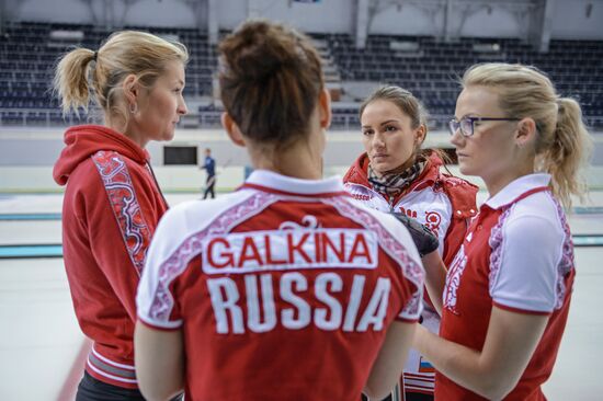 Curling. Russian Super Cup. Day two