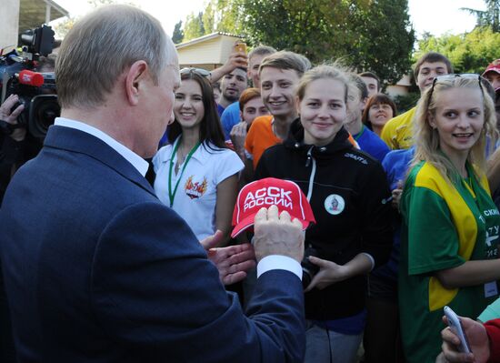 Vladimir Putin visits Southern Federal District