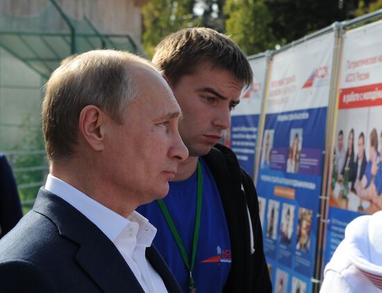 Vladimir Putin visits Southern Federal District