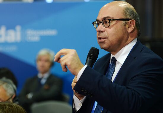 11th Meeting of Valdai Discussion Club. Day Two