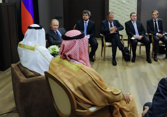 Vladimir Putin visits Southern Federal District