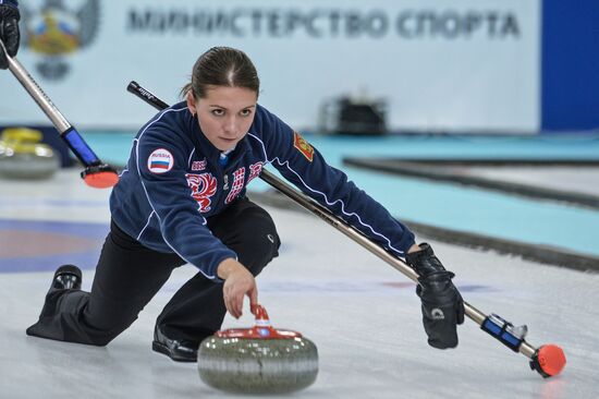Russian Playdown for the European Curling Championships. Day Two