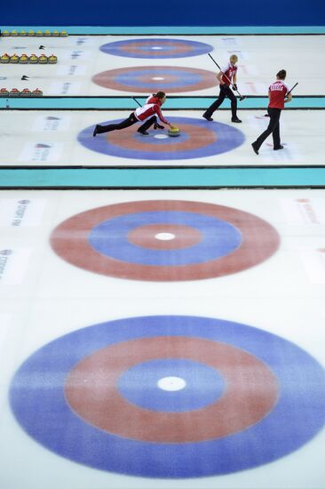Russian Playdown for the European Curling Championships. Day Two
