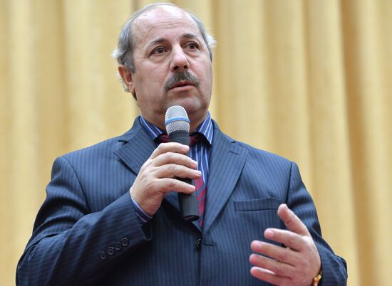 Russian Federal Air Traffic Controllers Union holds news conference