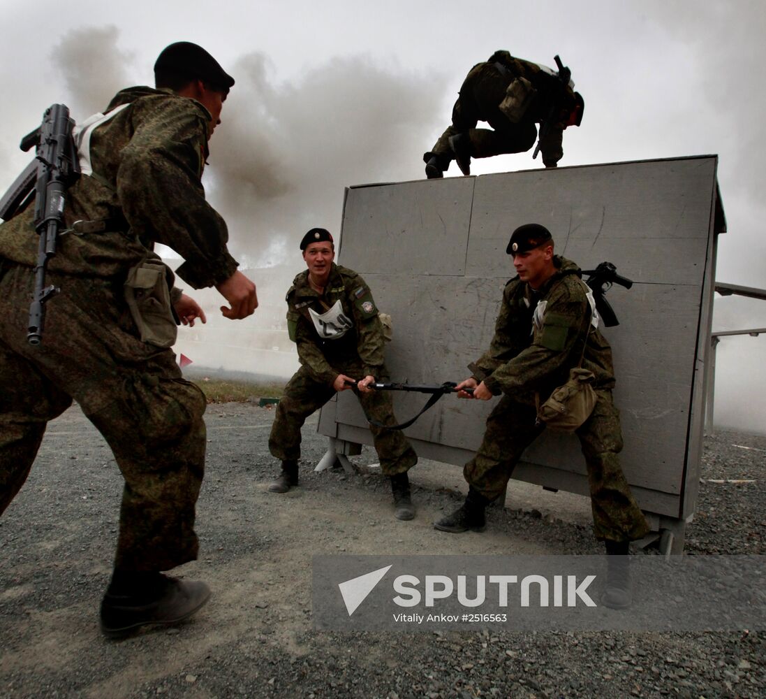 Marines hold exercise in Vladivostok