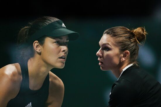 WTA Finals. Day Five