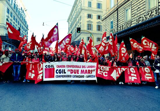 Manifestation organized by the Italian General Confederation of Labour