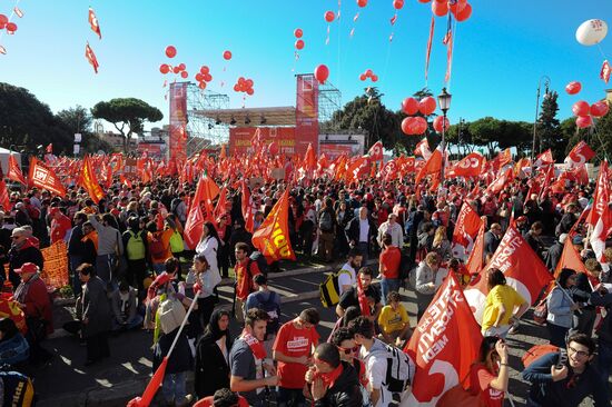 Manifestation organized by the Italian General Confederation of Labour