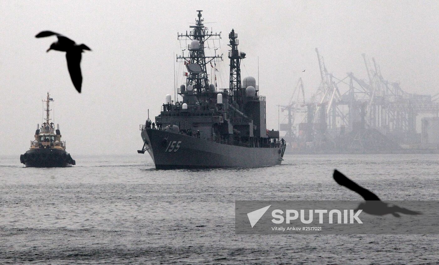 Japanese Maritime Self-Defense Force destroyer Hamagiri visits Vladivostok