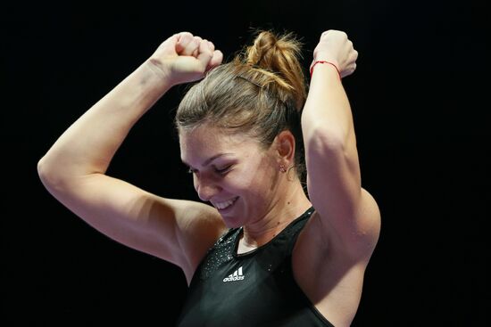 WTA Finals. Day Six