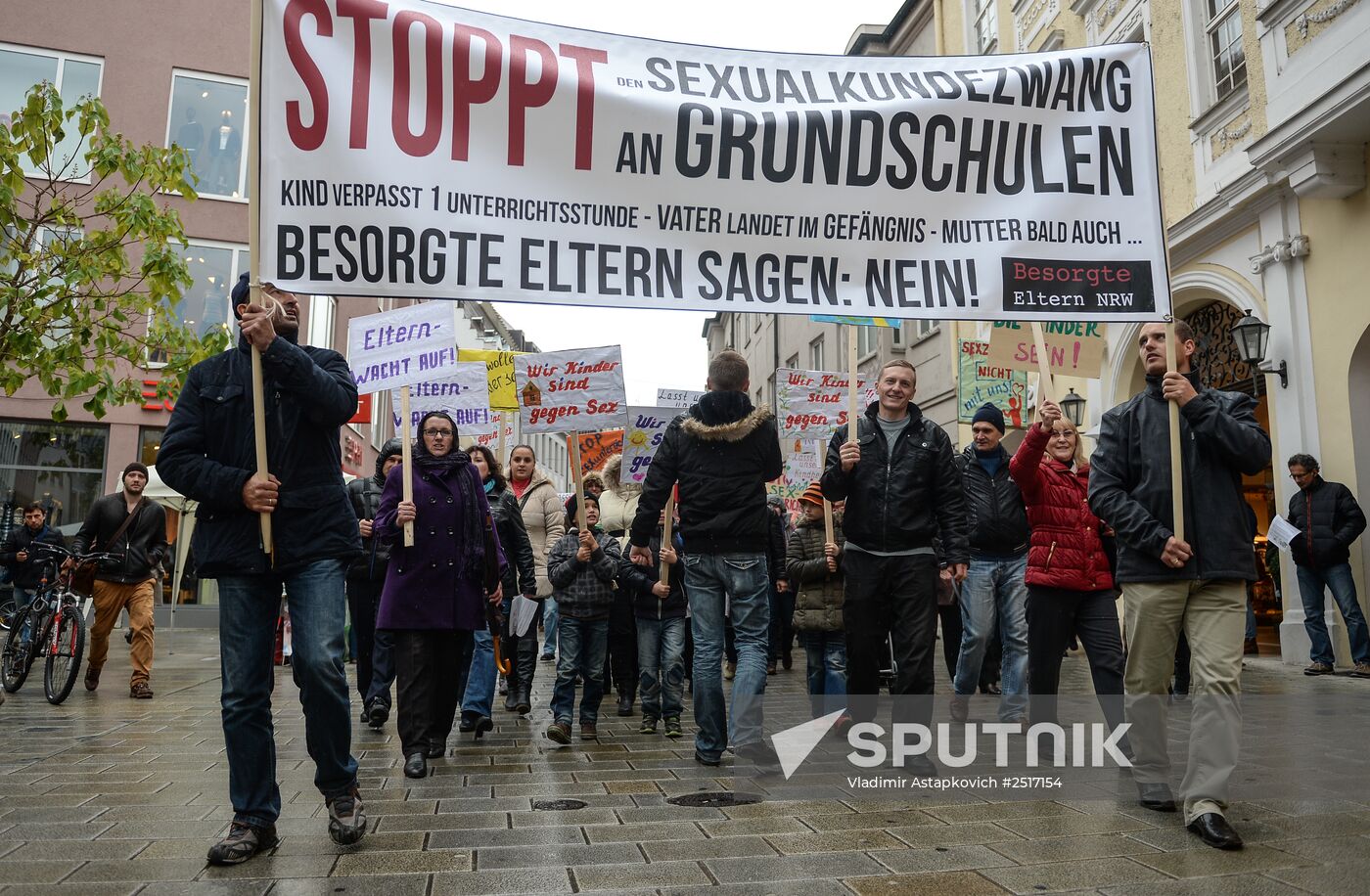 Germans march for traditional family values