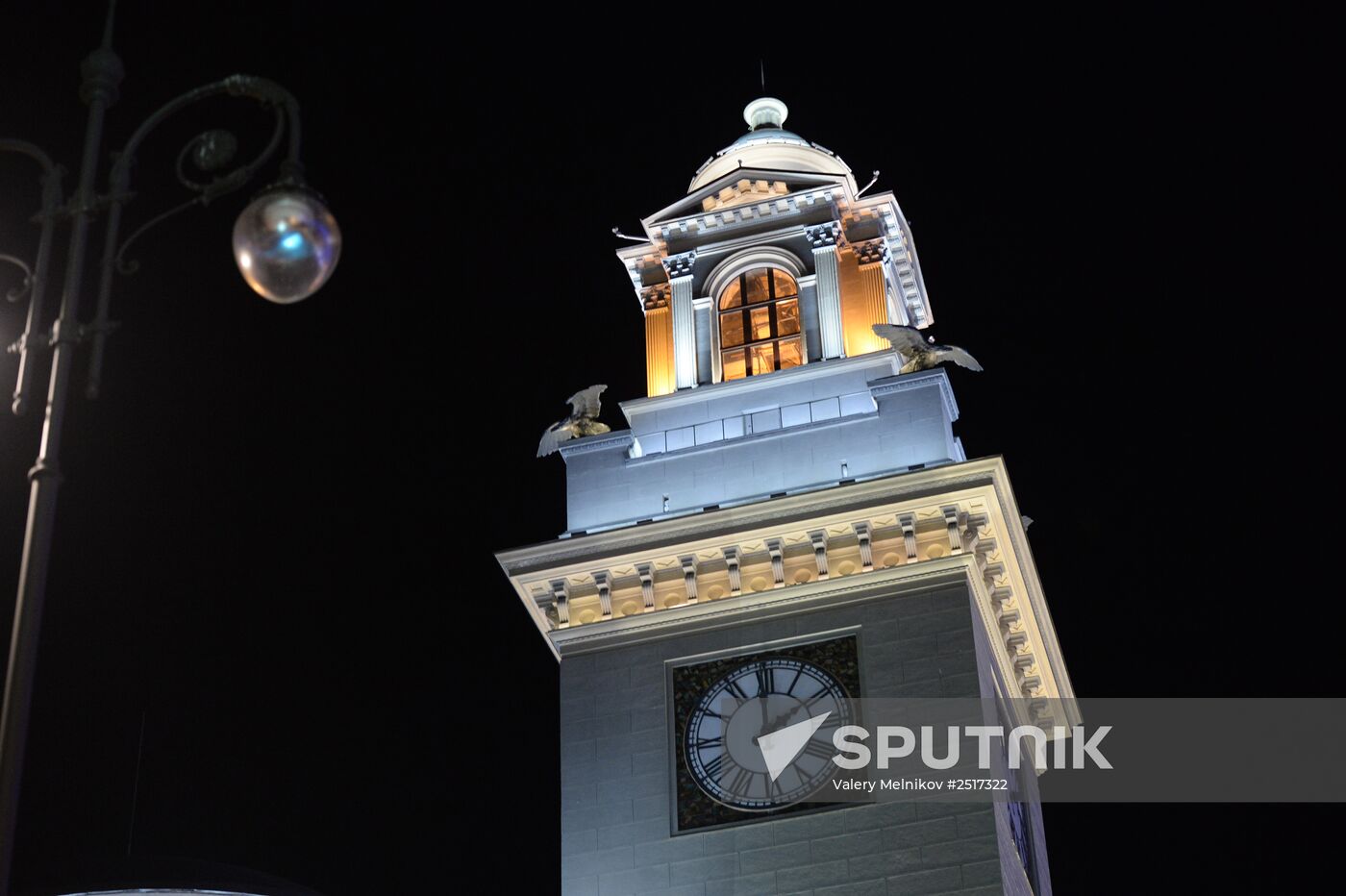 Clocks adjusted back from Summer Time across Russia