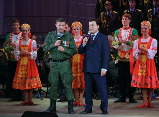 Singer Iosif Kobzon in Donetsk region