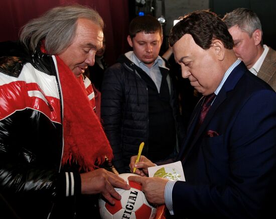 Singer Iosif Kobzon in Donetsk