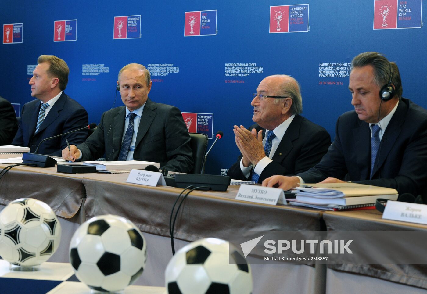 Vladimir Putin inspects progress in Luzhniki Sports Arena reconstruction