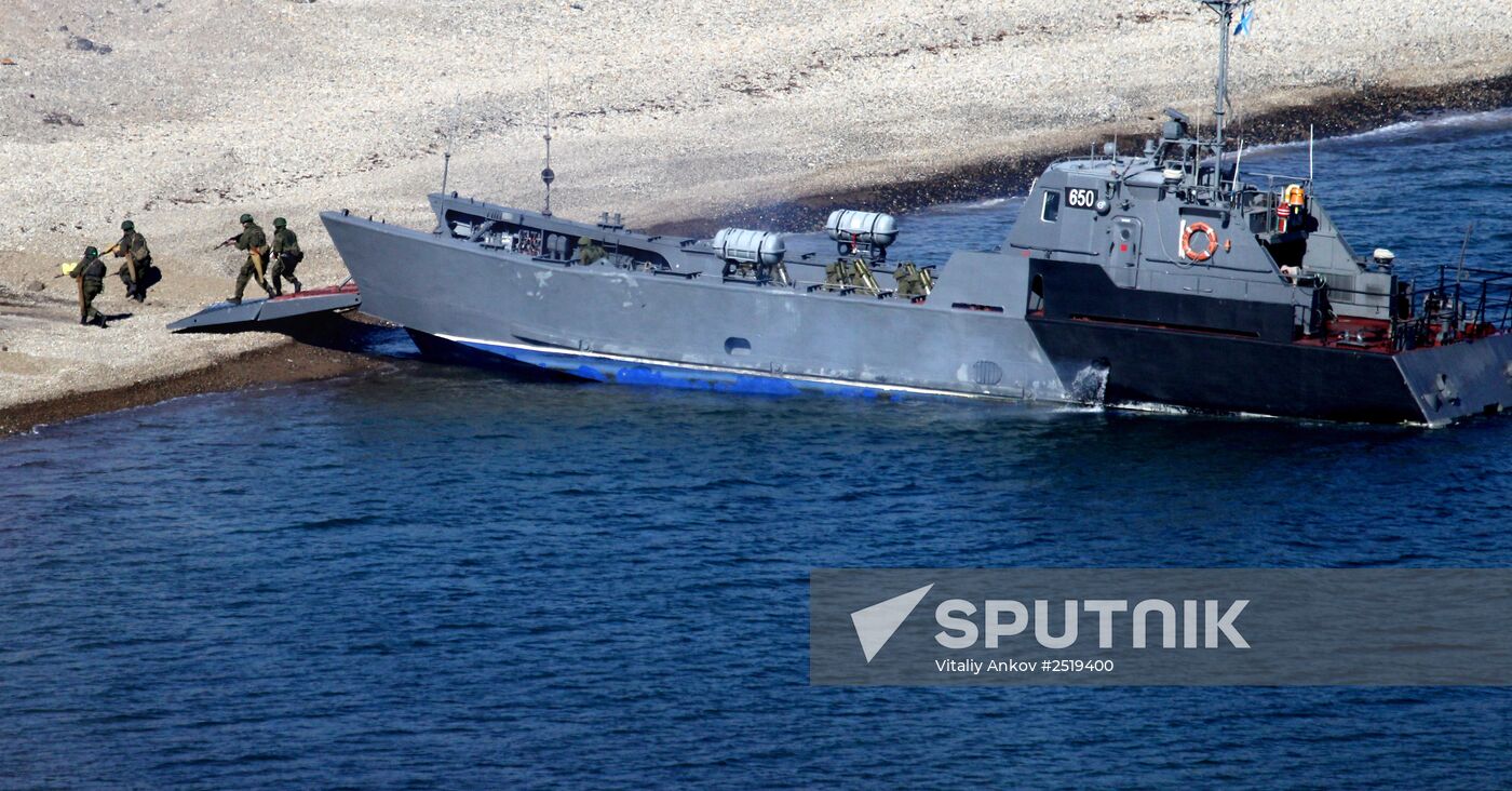 Pacific Fleet Marines hold exercise in Primorsky Territory