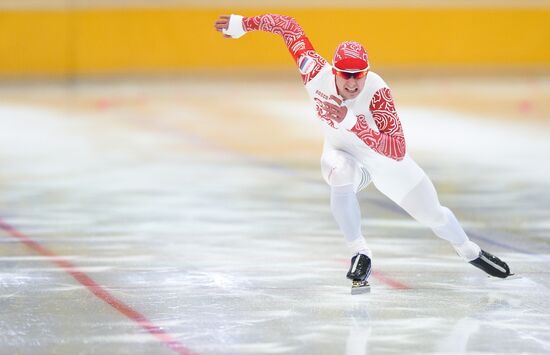 Speed skating. National qualifications