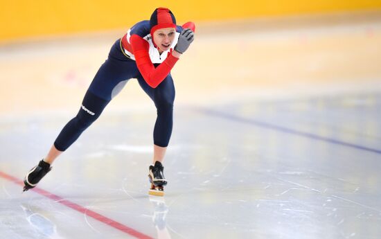 Speed skating. National qualifications