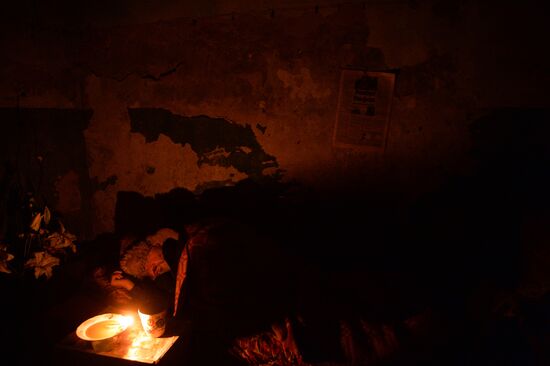 Donetsk ahead of early election of head and People's Council deputies of DPR