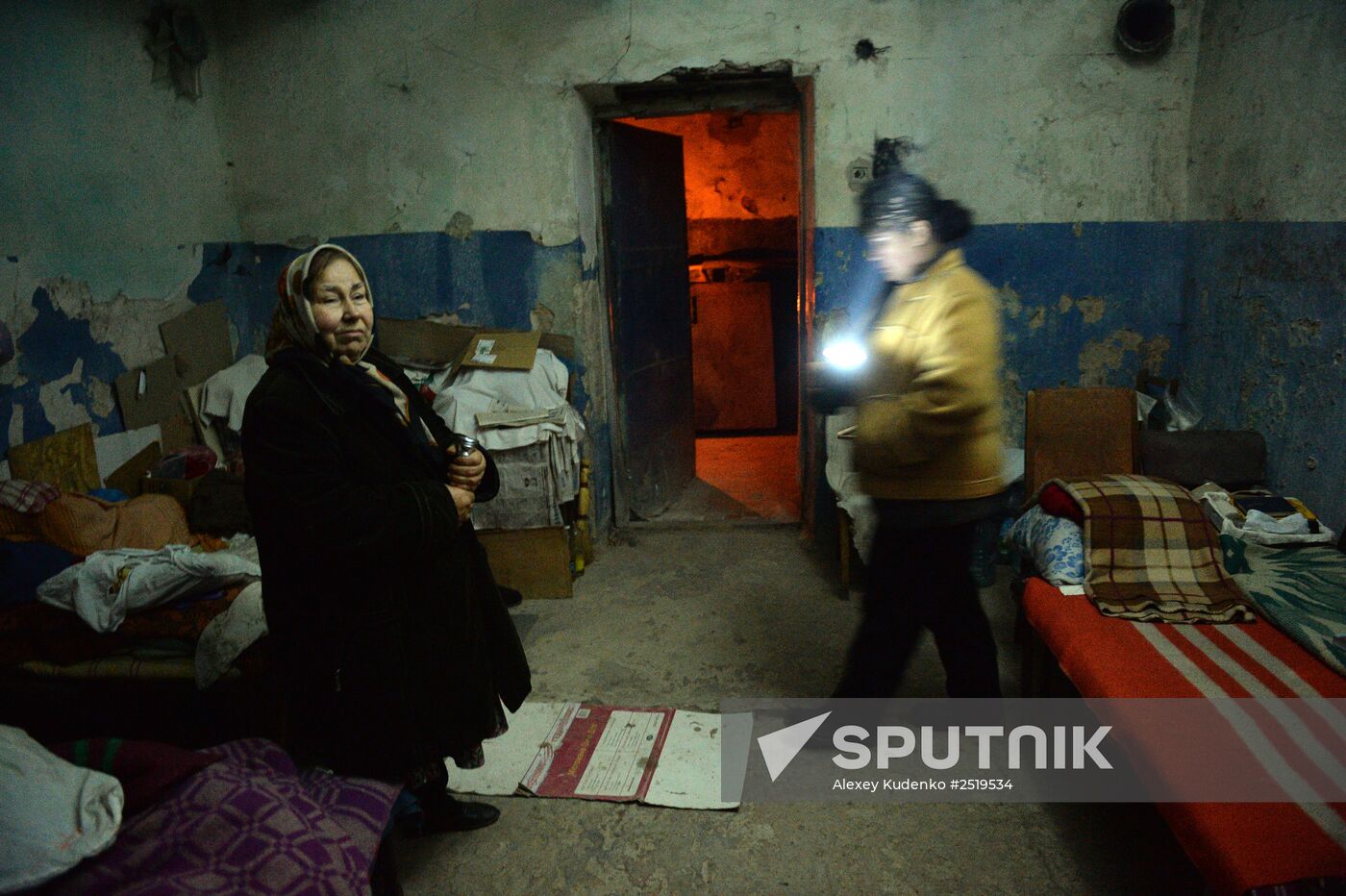 Donetsk ahead of early election of head and People's Council deputies of DPR