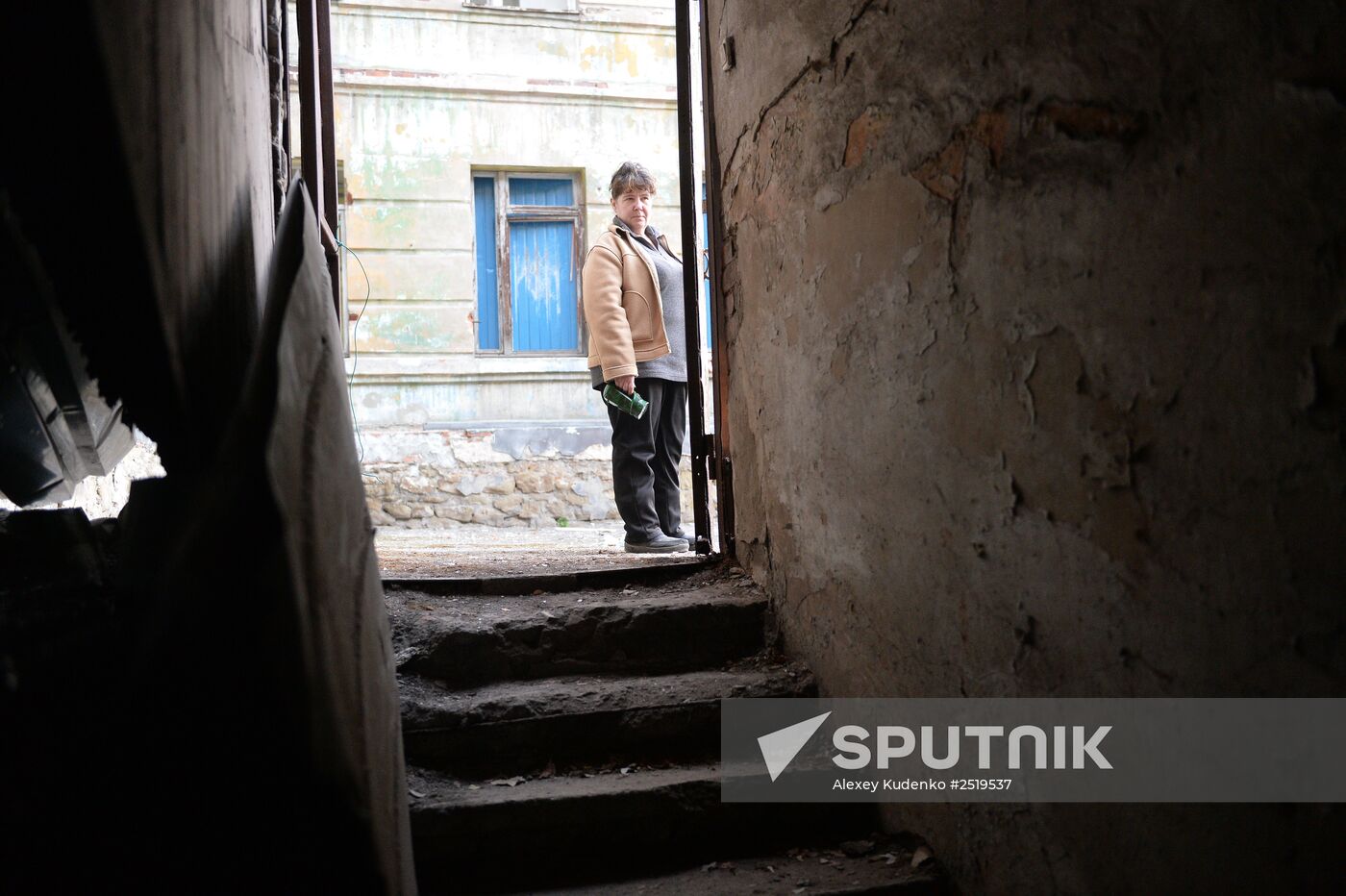 Donetsk ahead of early election of head and People's Council deputies of DPR