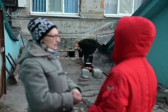 Donetsk ahead of early election of head and People's Council deputies of DPR