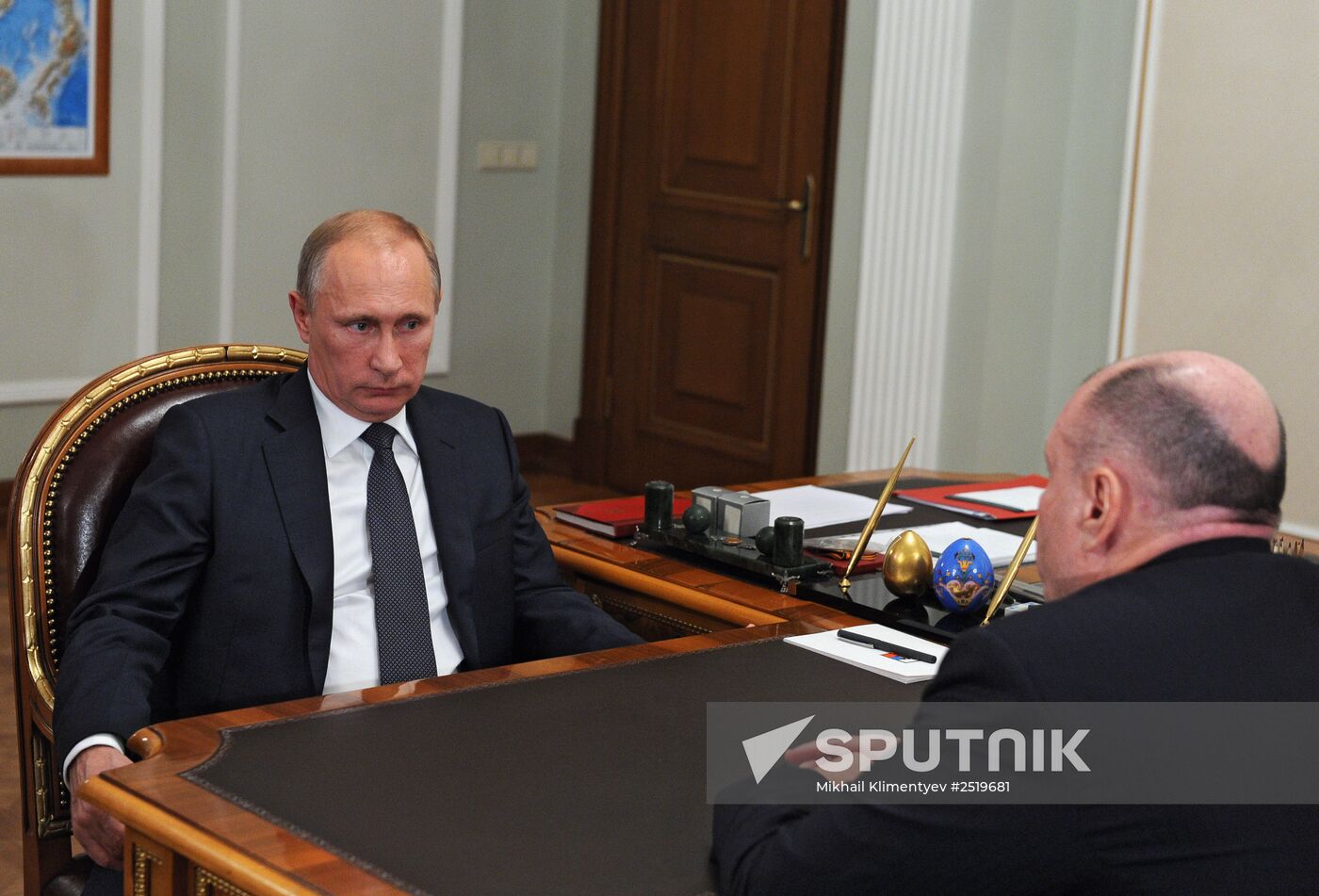Vladimir Putin meets with Vladimir Potanin