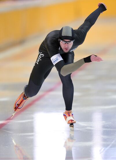 Speed skating. National qualifications