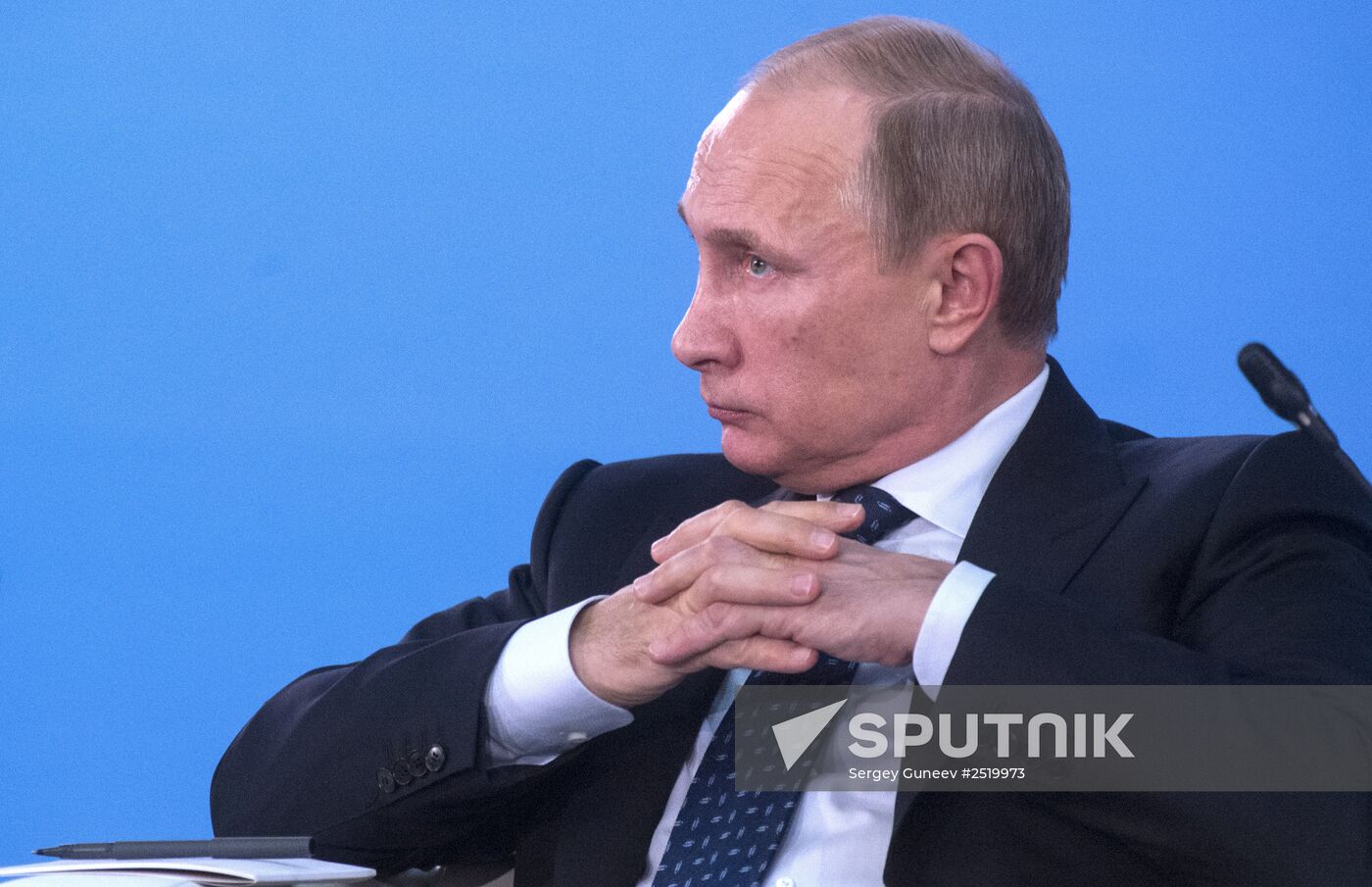 Vladimir Putin attends plenary meeting of 10th Conference of Russian Union of Rectors